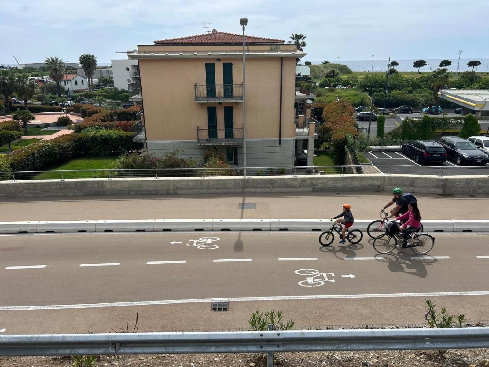 Appartamento Incantevole A 100Metri Dal Mare E Accanto Alla Pista Ciclabile Imperia Zewnętrze zdjęcie